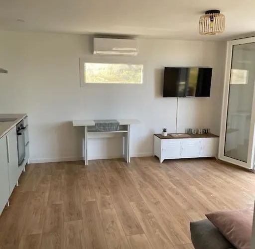 Neuf Dans Hameau Proche Vecchio